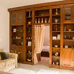 9 Stylish Suite In Unirii Square